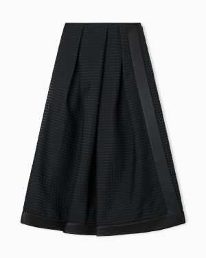 Long skirt in 3D gingham-effect jacquard
