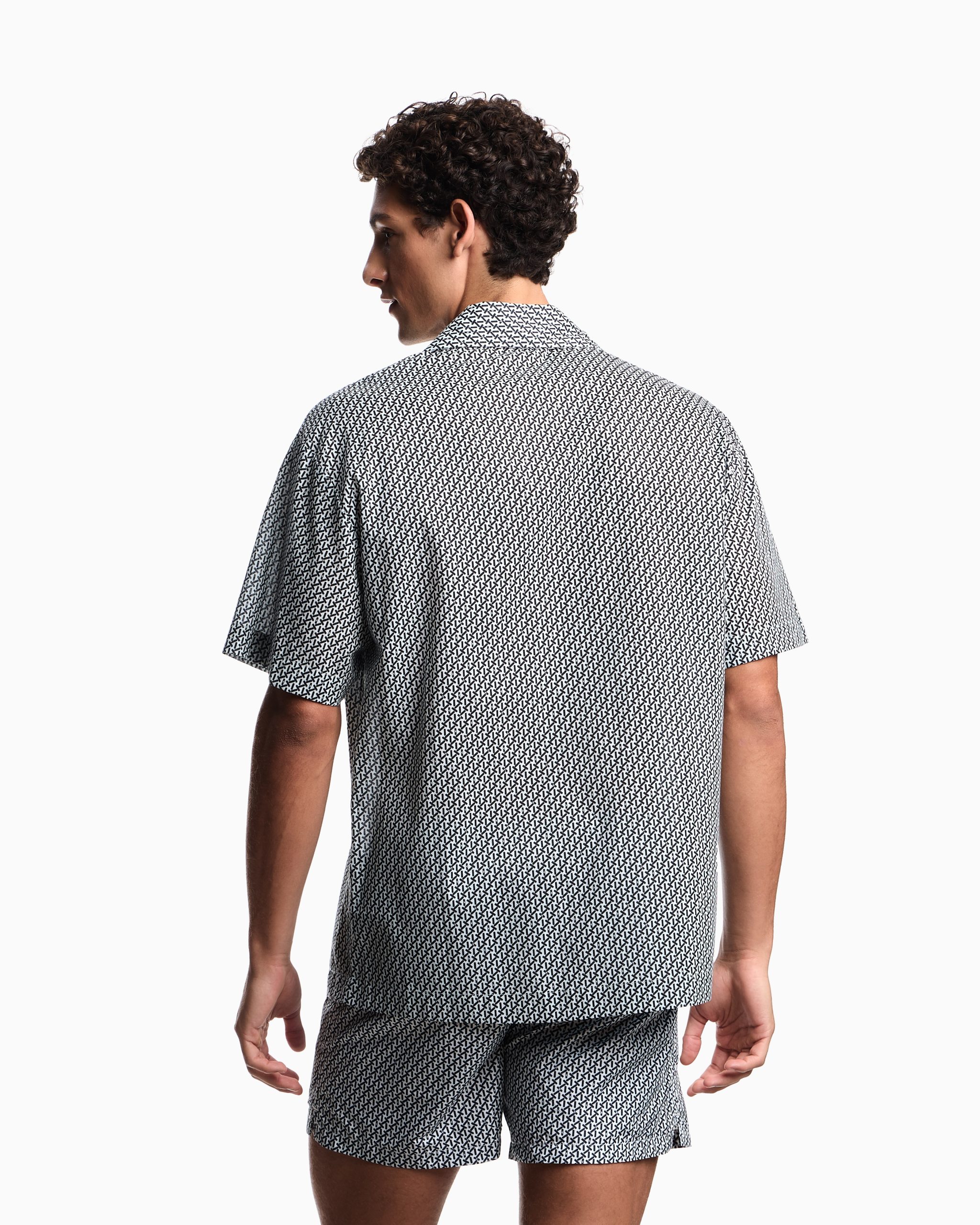 EM000593_AF20439_F0026_R_SS2026 - Emporio Armani